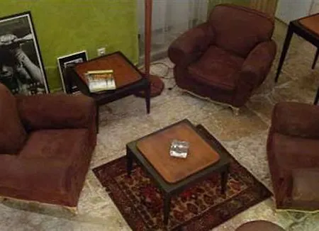 Hotel Saint Trophime Ξενοδοχείο Αρλ