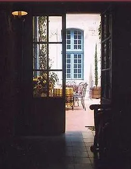 Hotel Saint Trophime Αρλ